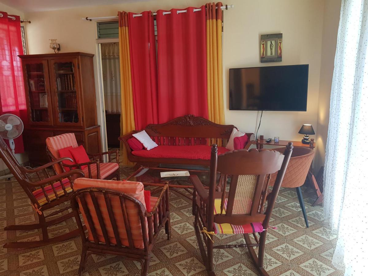 La Maison Aux Orchidees Petit-Bourg Dış mekan fotoğraf